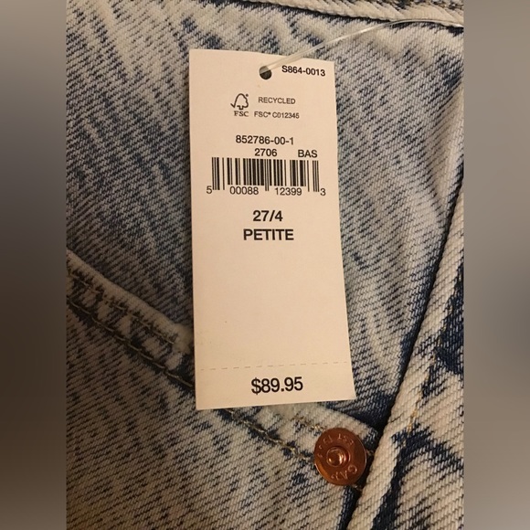 GAP| Straight Leg Jeans - Picture 3 of 4